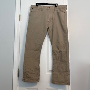 Khaki colored Levi Jeans 513
